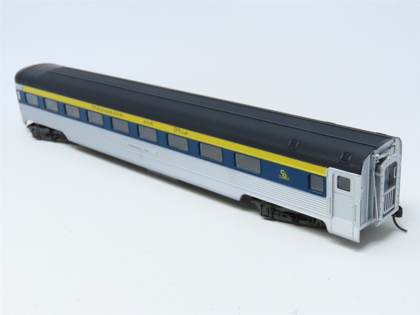 HO Rivarossi 6683/0 C&O Chesapeake & Ohio Observation Passenger 