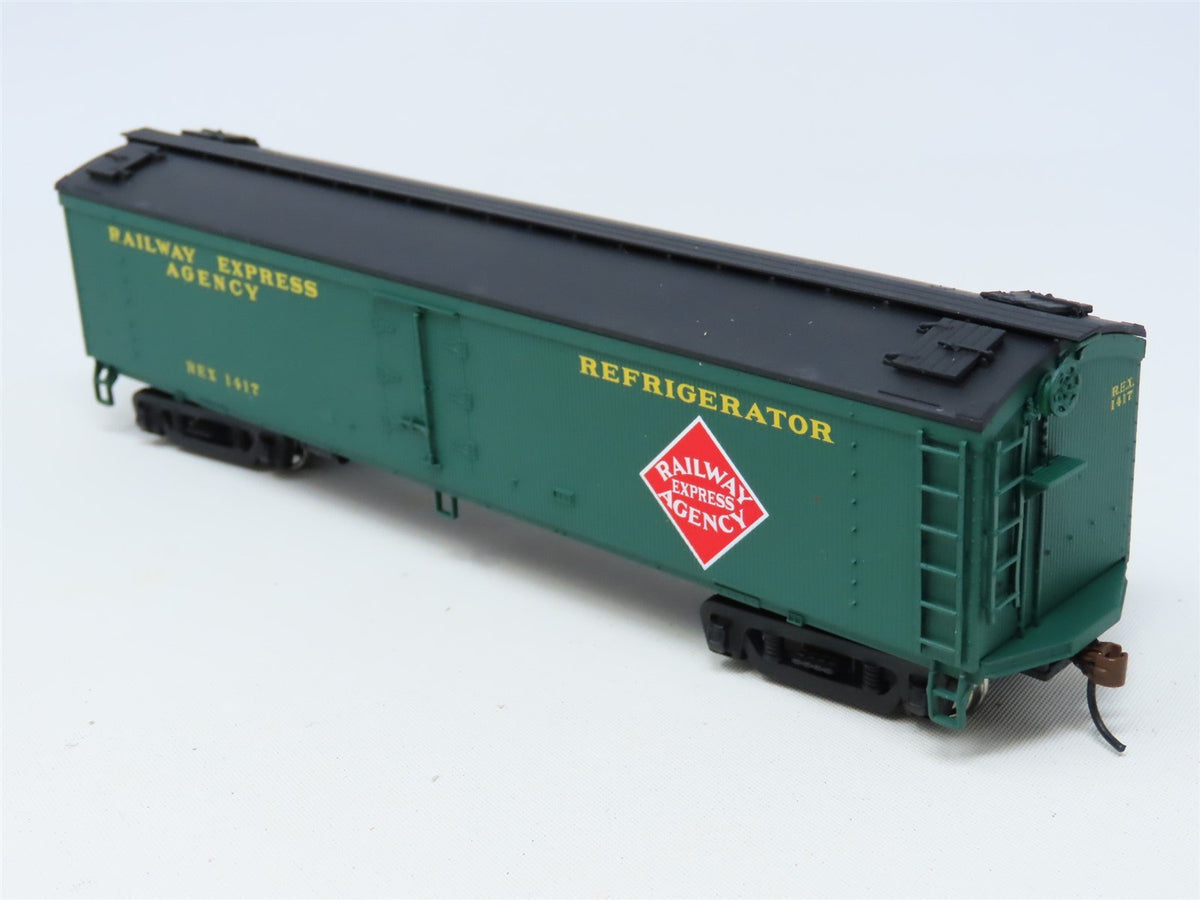 HO Scale Walthers #932-5480 REX Railway Express Agency GACX Wood Reefer #1417