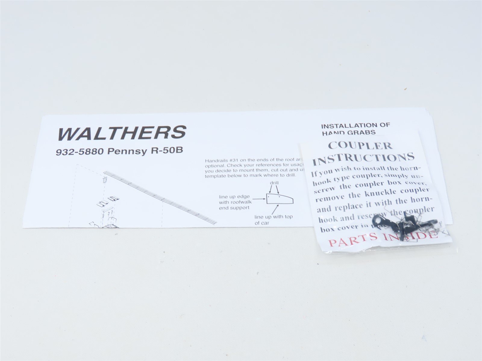 HO Scale Walthers #932-5882 PRR Pennsylvania R50B Express Reefer #2561