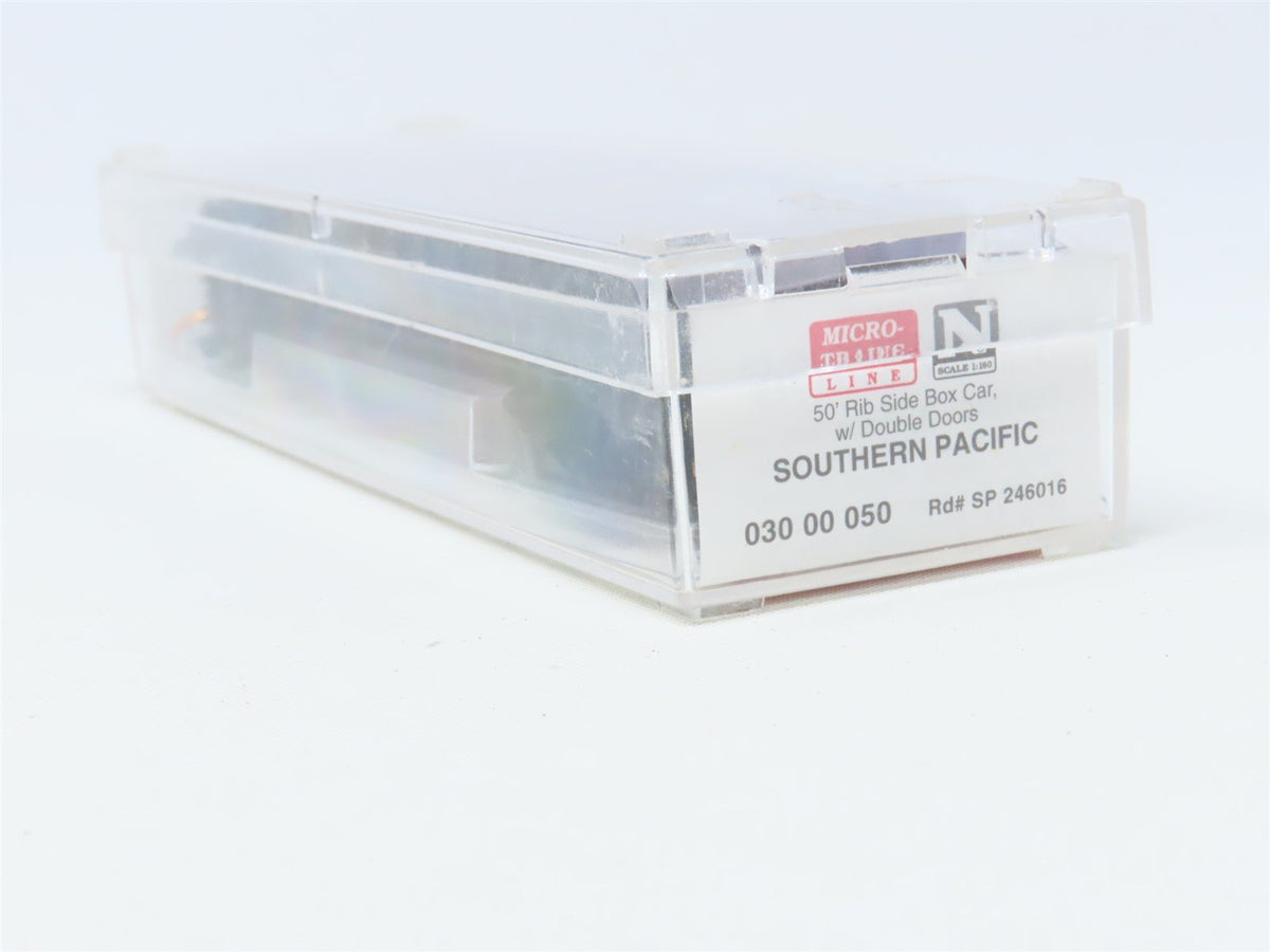 N Micro-Trains MTL 03000050 SP Southern Pacific 50&#39; Cushioned Box Car #246016