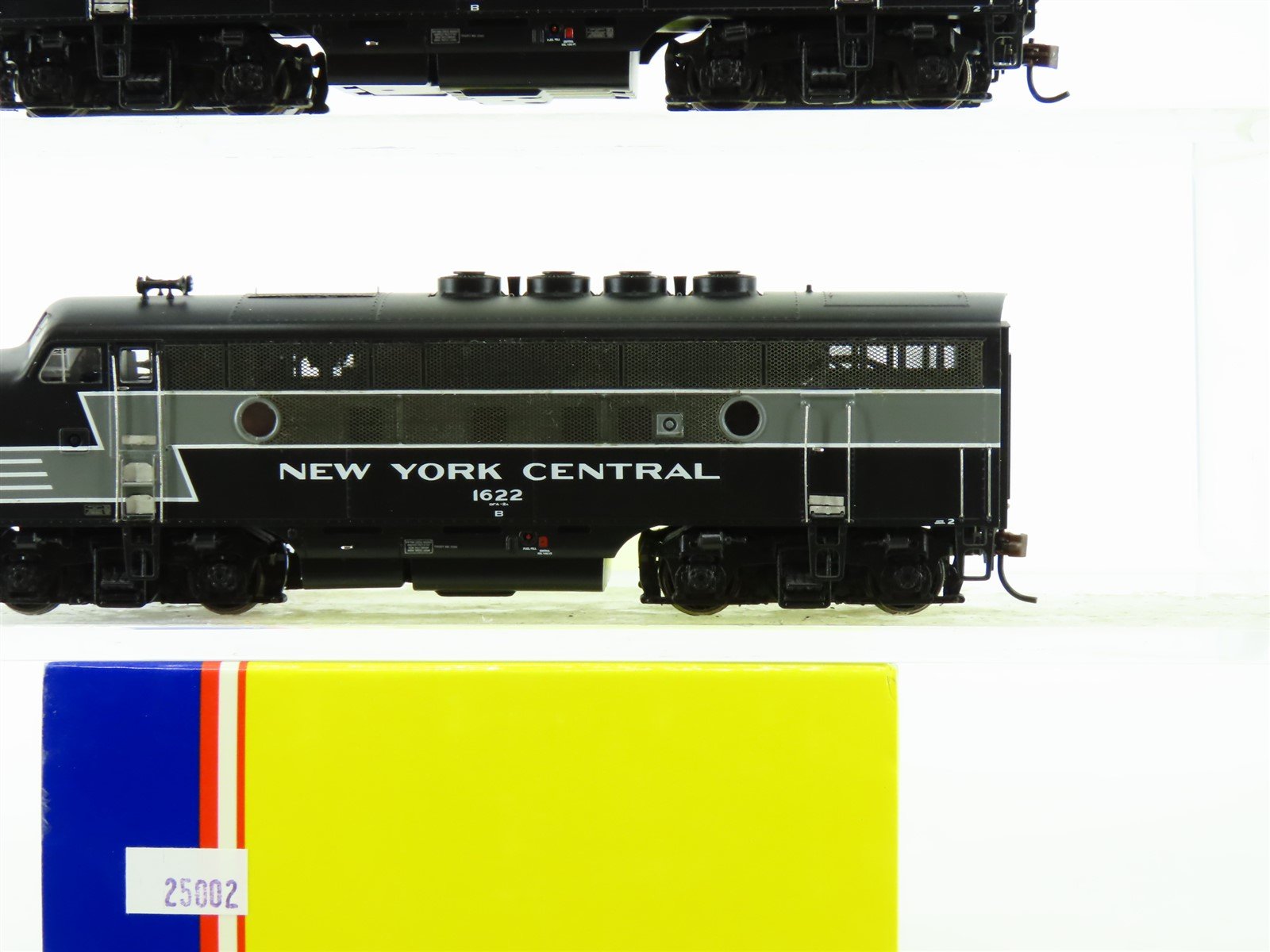HO Scale Athearn Genesis G25002 NYC New York Central EMD F3A/B Diesel Set