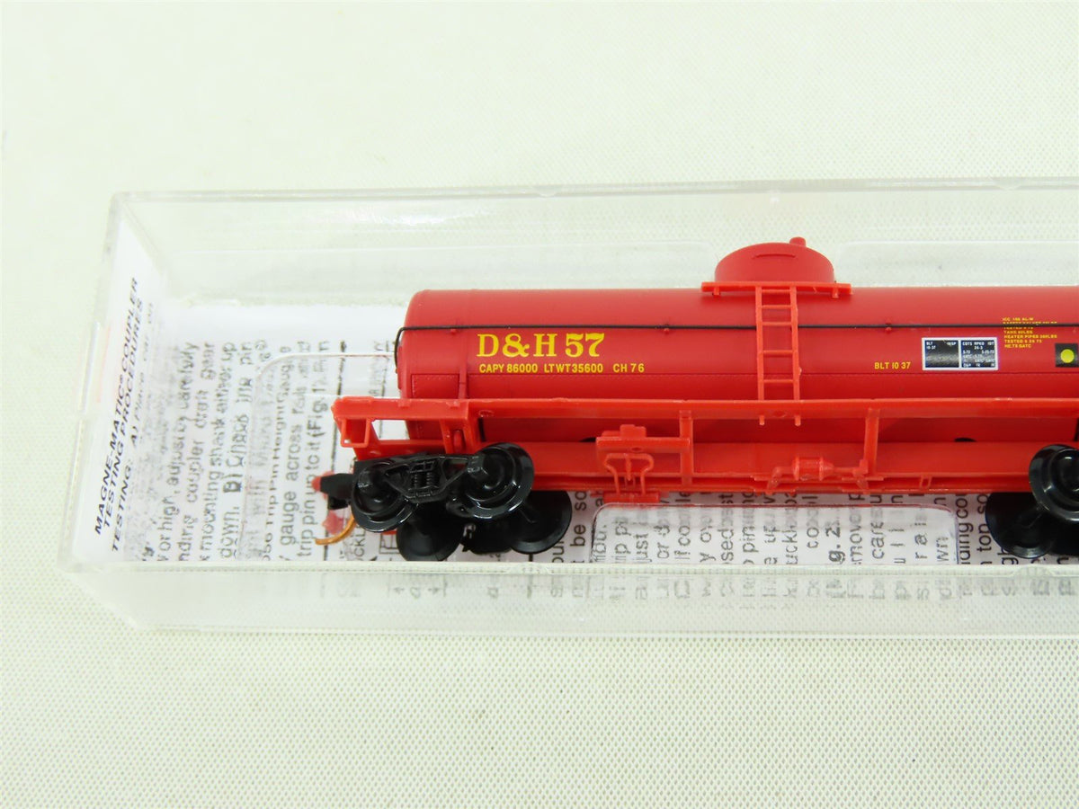 N Scale Micro-Trains MTL 06500650 D&amp;H Delaware &amp; Hudson Single Dome Tank Car #57