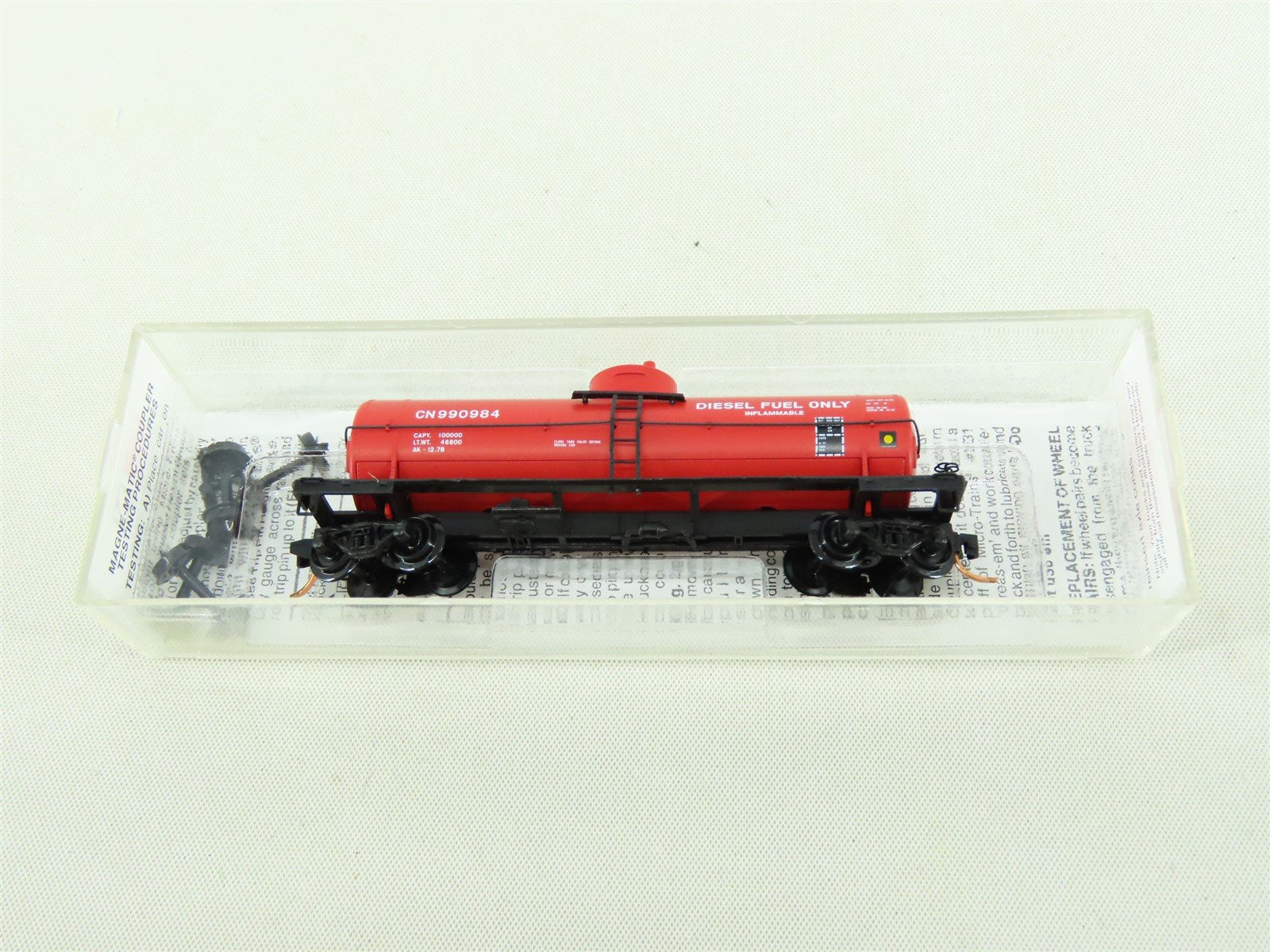 N Scale Micro-Trains MTL 65560 CN Canadian National Single Dome Tank Car #990984