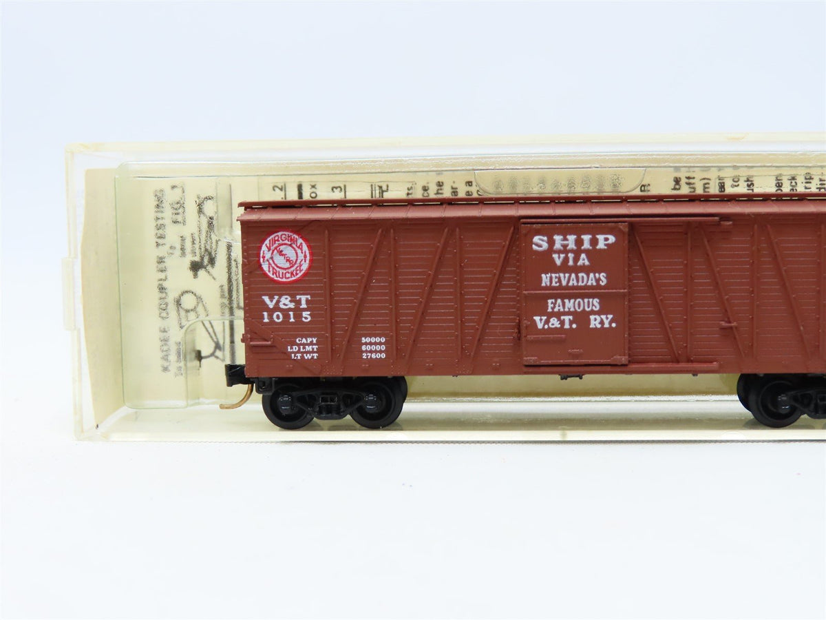 N Scale Kadee Micro-Trains MTL #28010 V&amp;T Virginia &amp; Truckee 40&#39; Box Car #1015