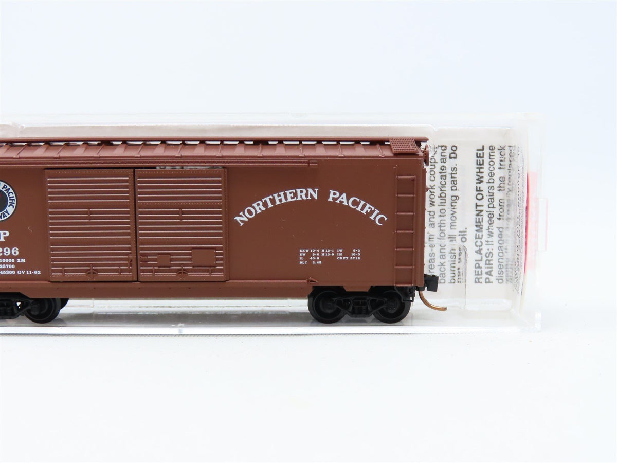 N Micro-Trains MTL #23250 NP Northern Pacific 40&#39; Double Door Box Car #38296