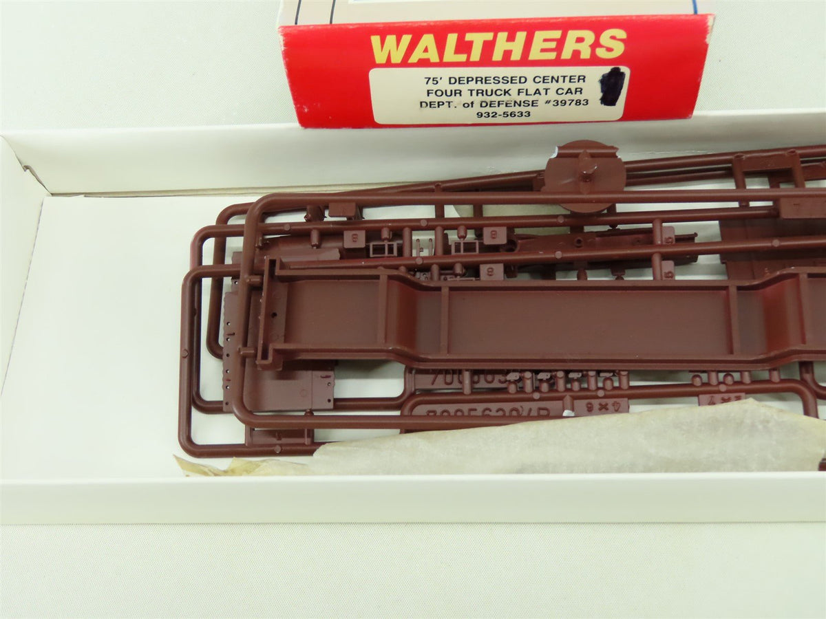 HO Walthers Kit 932-5633 Dept of Defense 75&#39; Depressed Center Flat Car #39783