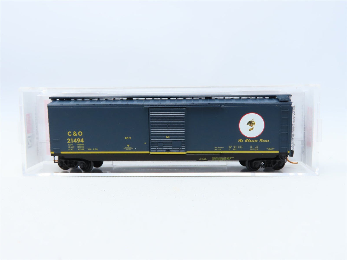 N Micro-Trains MTL 03100076 C&amp;O The Chessie Route 50&#39; Single Door Box Car #21494