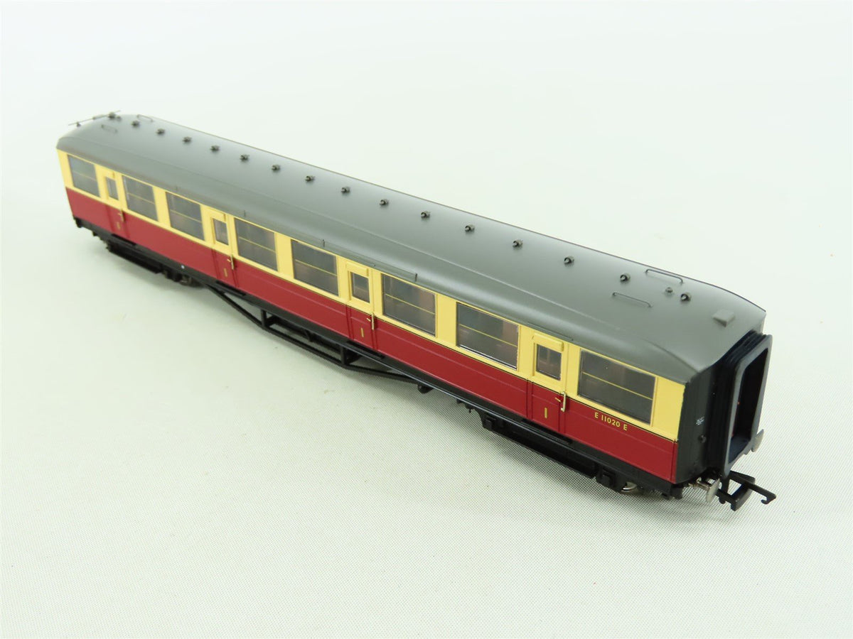 OO Hornby R4179A BR British 1st Class 61&#39; Corridor Coach Passenger #E11020E