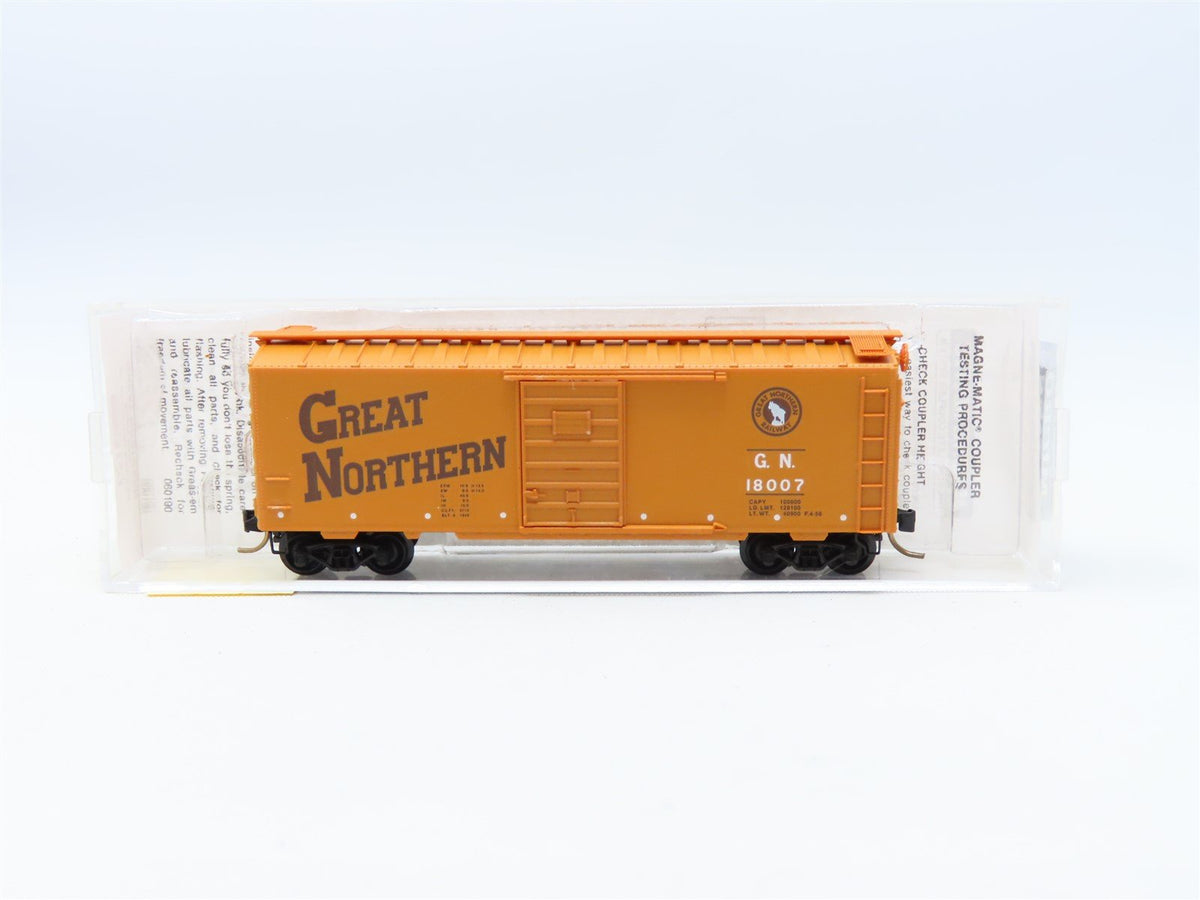 N Micro-Trains MTL #20190 GN Great Northern &quot;Circus Car&quot; 40&#39; Box Car #18007