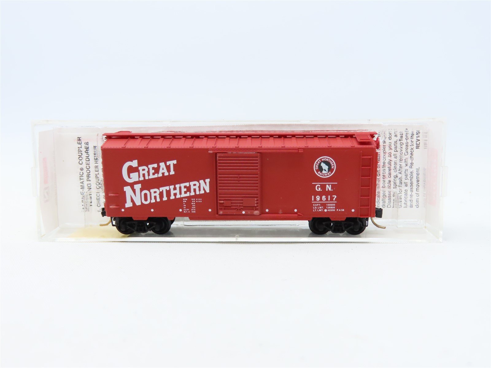 N Scale Micro-Trains MTL 20186 GN Great Northern Circus Car 40' Box Car #19617