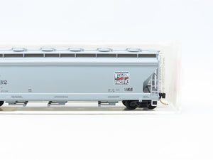 N Micro-Trains MTL #93050 WP Western Pacific 3-Bay Centerflow Hopper #11832