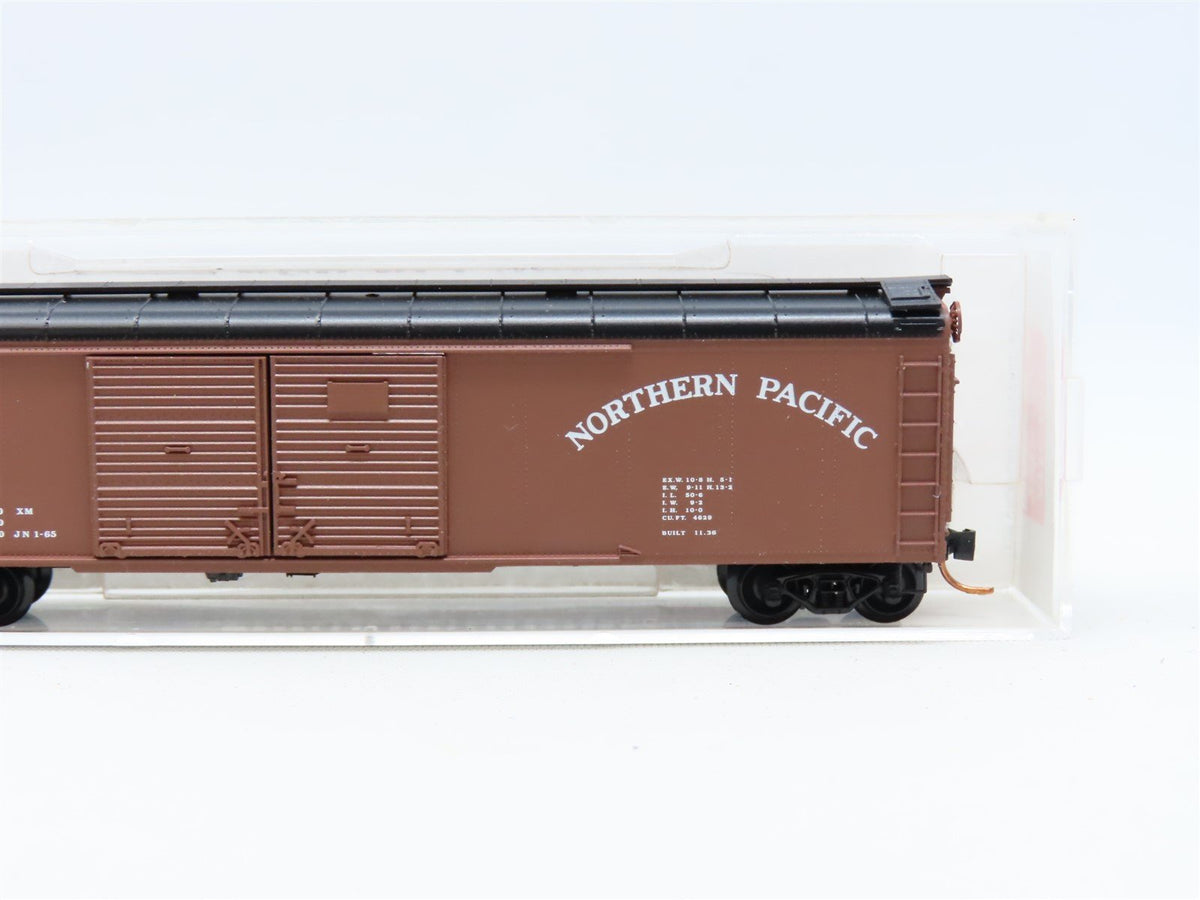 N Scale Micro-Trains MTL #79020 NP Northern Pacific 50&#39; Wagon Top Box Car #39610