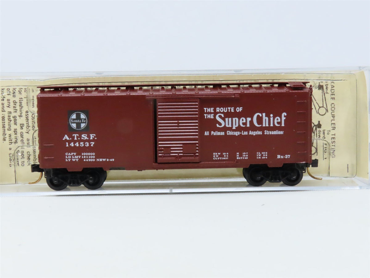 N Kadee Micro-Trains MTL #20020 ATSF Santa Fe &quot;Super Chief&quot; 40&#39; Box Car #144537