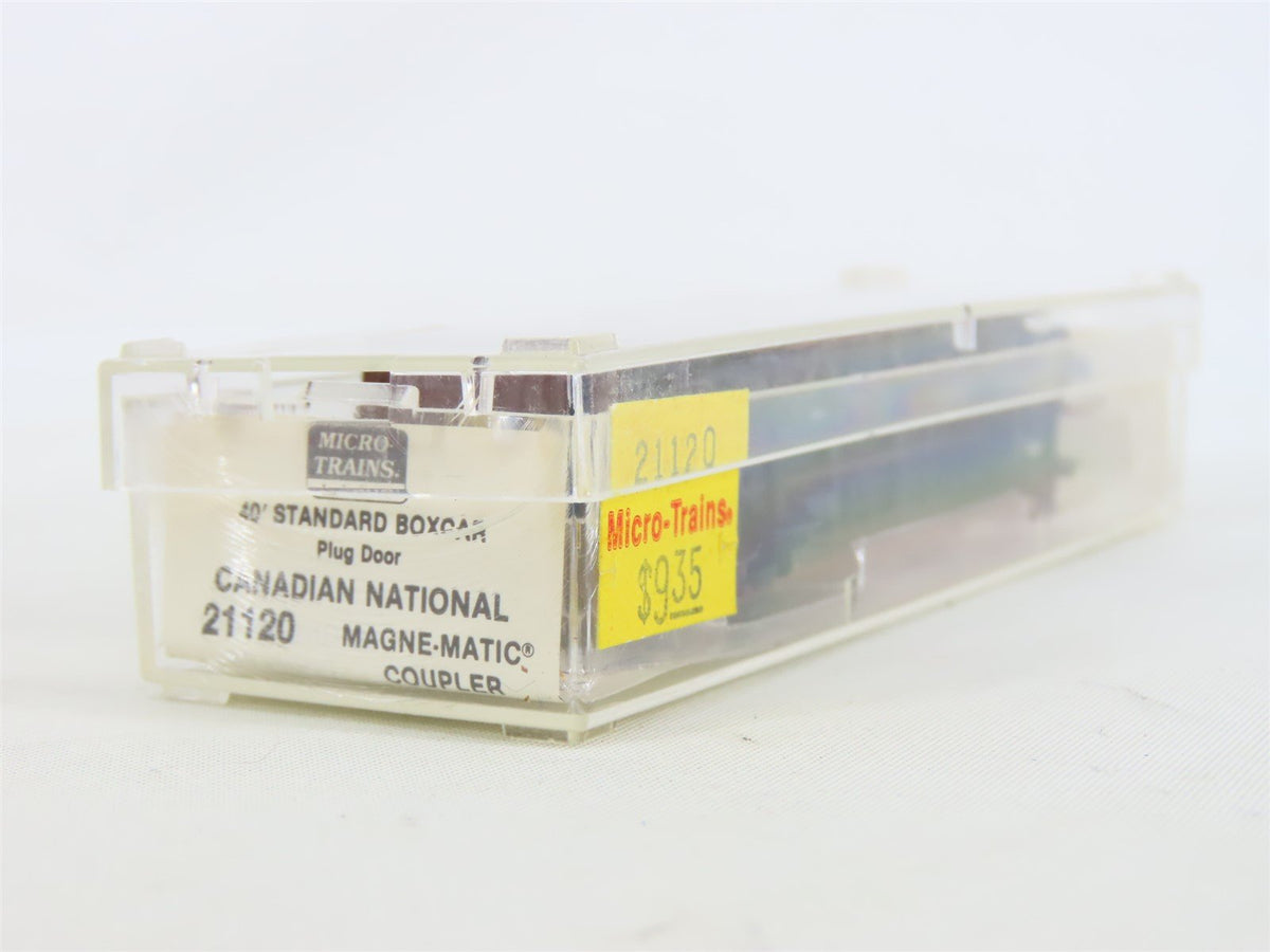 N Micro-Trains MTL #21120 CN Canadian National 40&#39; Plug Door Box Car #290145