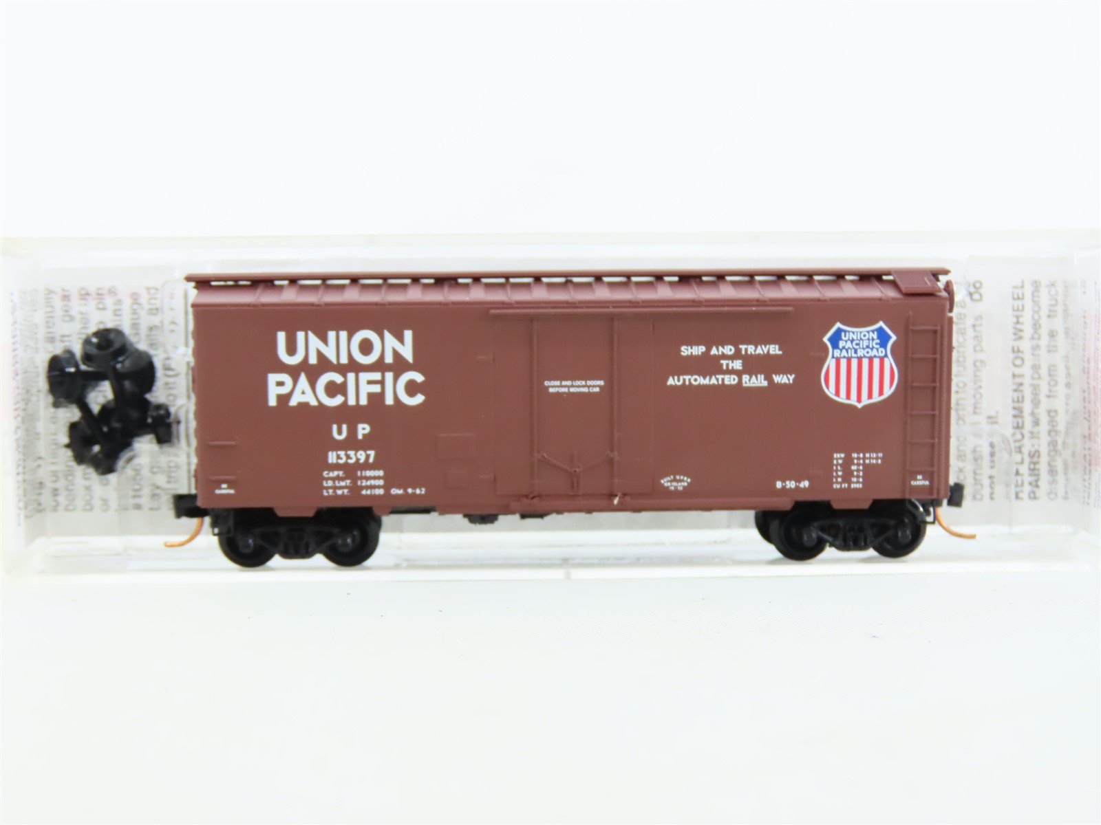 N Scale Micro-Trains MTL #21140 UP Union Pacific 40' Plug Door Box Car #113397
