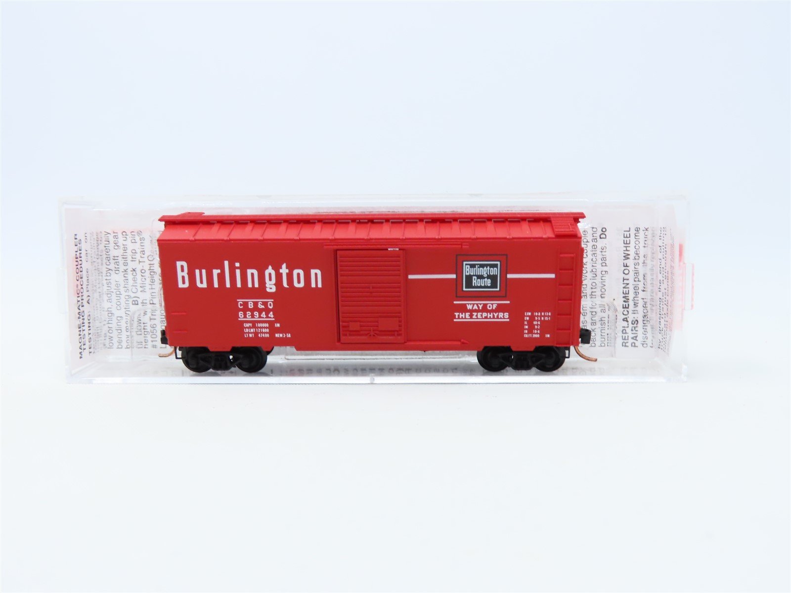 N Micro-Trains MTL #20170 CB&Q Burlington Route 40" Single Door Box Car #62944