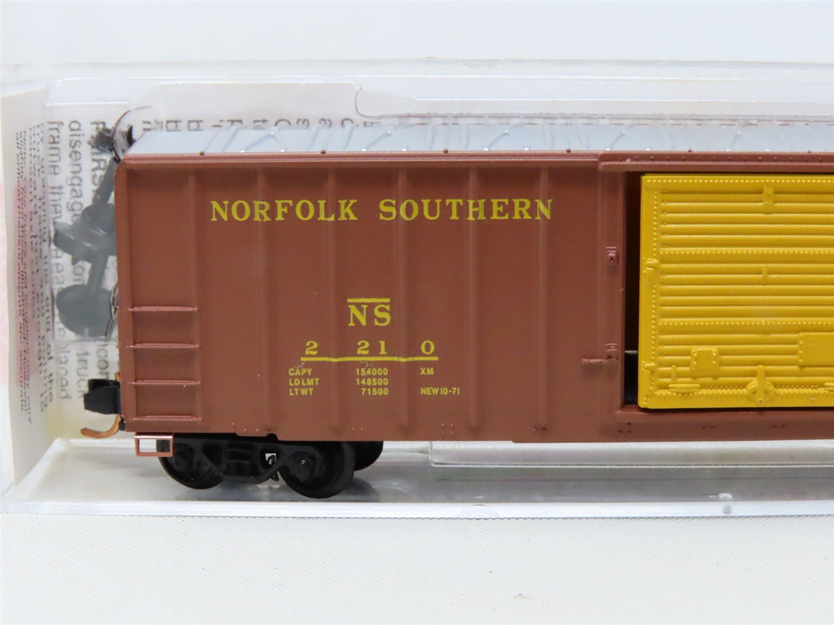 N Micro-Trains MTL #25660 NS Norfolk Southern 50&#39; Single Door Box Car #2210