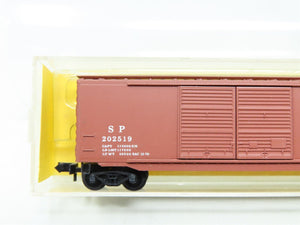 N Micro-Trains MTL Kadee 34091-1 SP Southern Pacific Box Car #202519-Blue Label