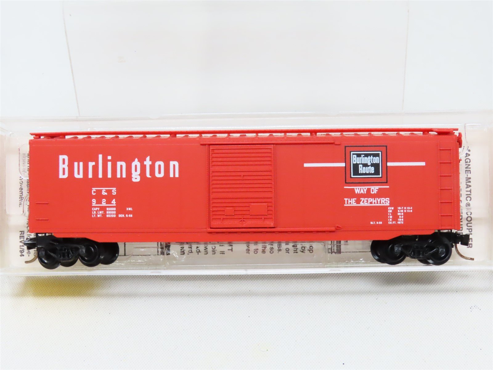 N Scale Micro-Trains MTL 31260 C&S Burlington Route 50' Single Door Box Car #924