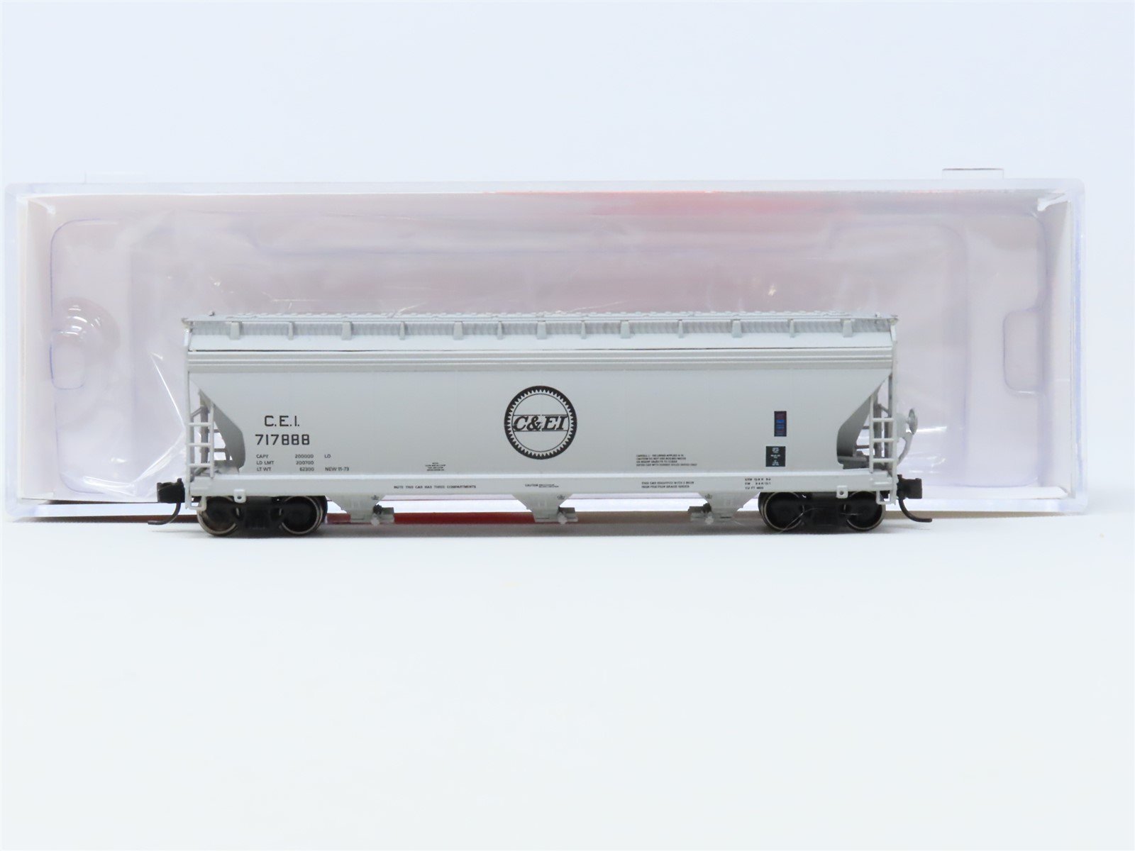 N InterMountain 67079-05 CEI Chicago & East Illinois 3-Bay Covered Hopper 717888