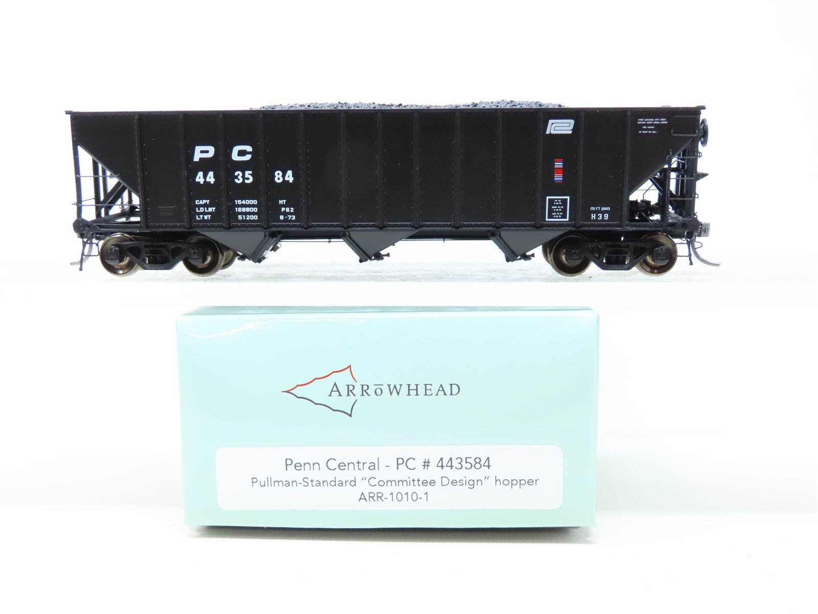 HO Arrowhead #ARR-1010-1 PC Penn Central 3-Bay Hopper w/ Coal Load #443584