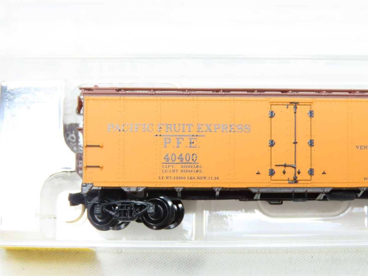 N Micro-Trains MTL 59010 UP PFE Pacific Fruit Express 40&#39; Steel Reefer #40400