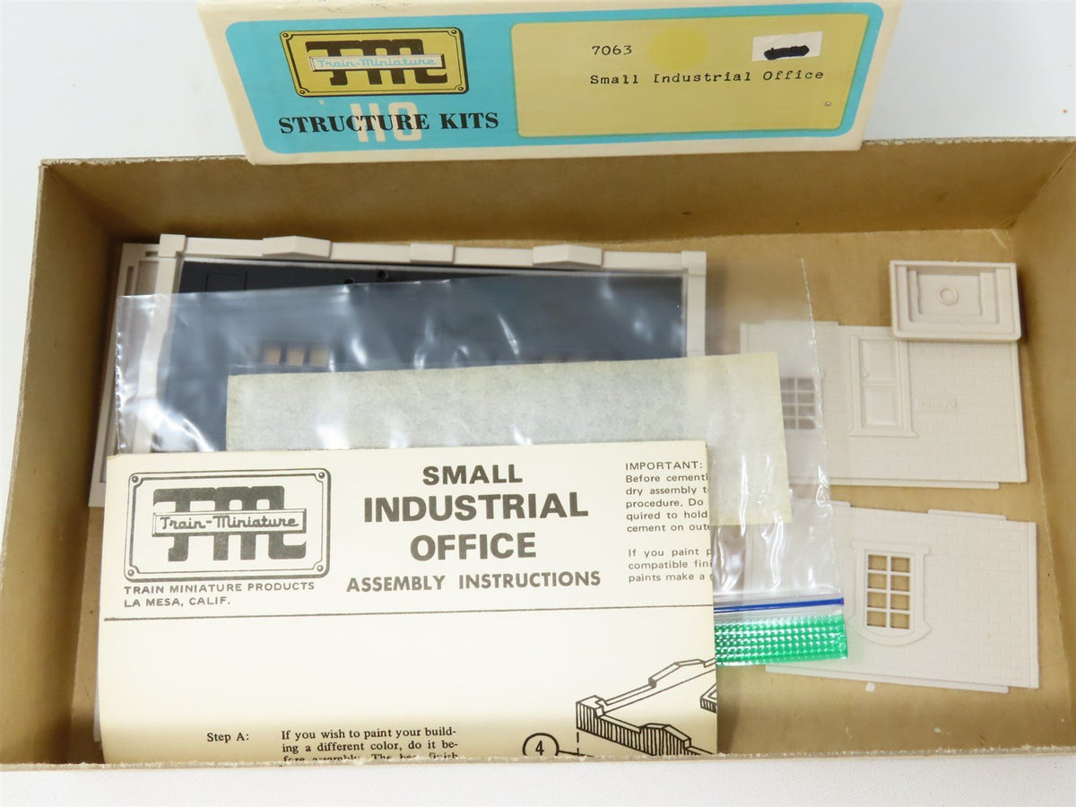 HO 1/87 Scale Train Miniature Kit #7063 Small Industrial Office