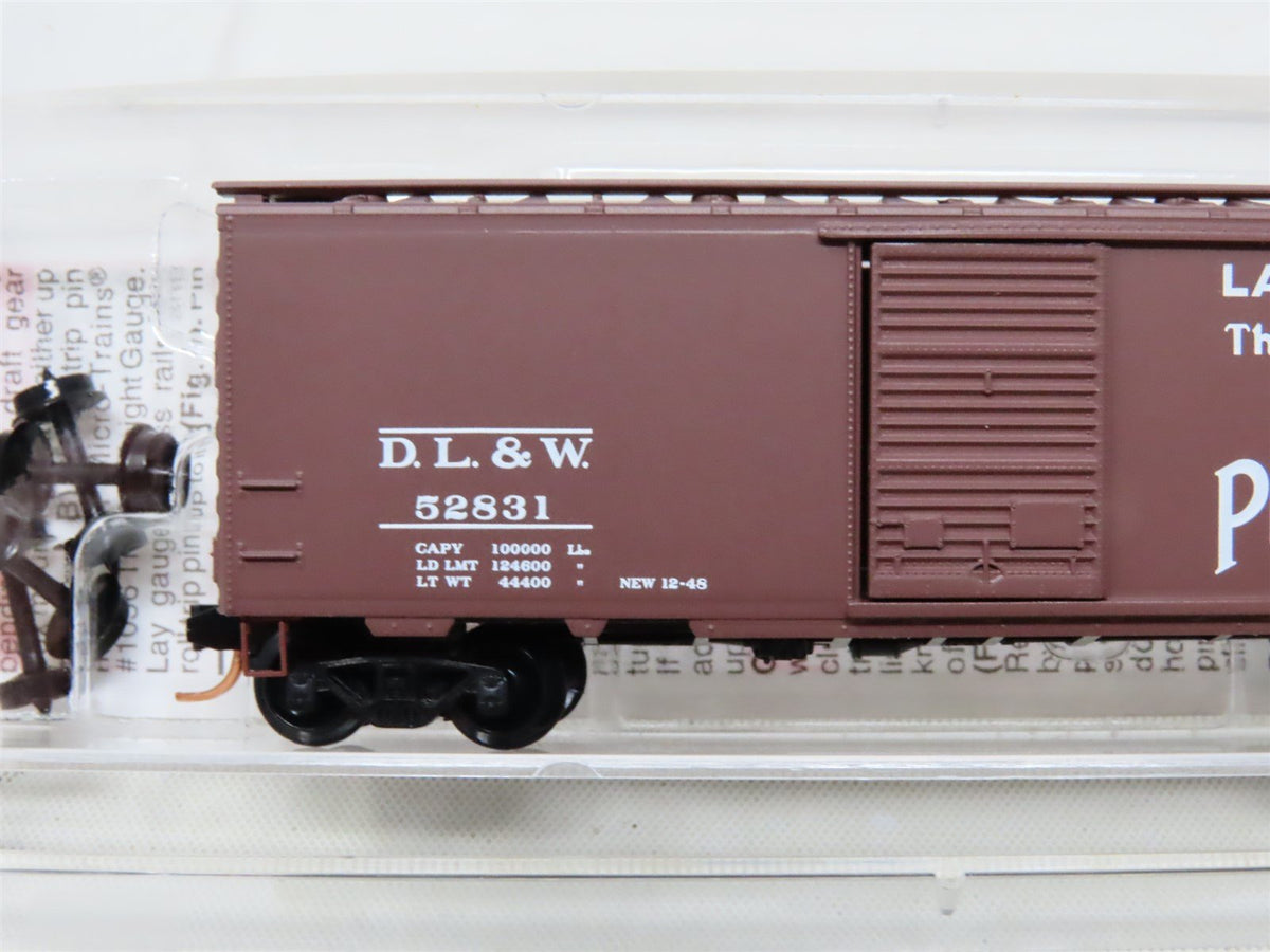 N Scale Micro-Trains MTL #20667 DL&amp;W &quot;Phoebe Snow Route&quot; 40&#39; Box Car #52831