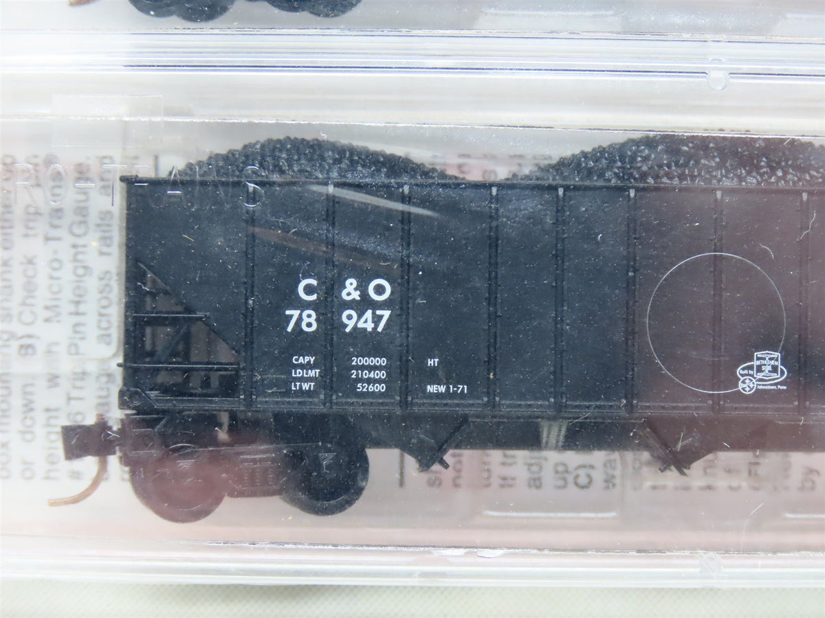 N Scale Micro-Trains MTL #108022 C&amp;O Progress 3-Bay Hopper w/ Load 2-Pack