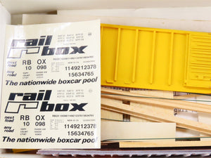 HO Scale RBM Roller Bearing Models Kit #627-401 RBOX Railbox Box Car