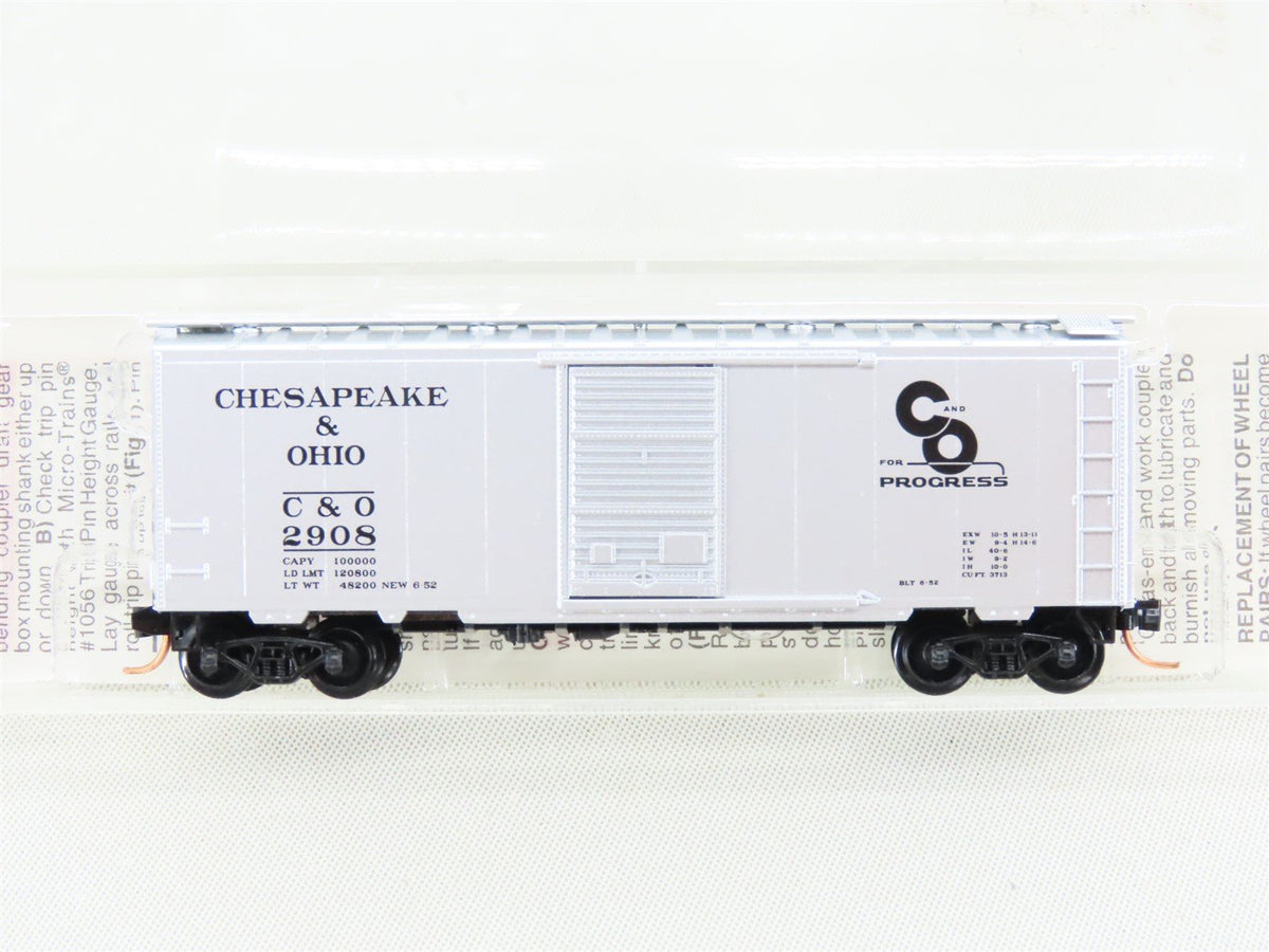 N Scale Micro-Trains MTL 20820 C&amp;O Chesapeake &amp; Ohio 40&#39; Boxcar #2908