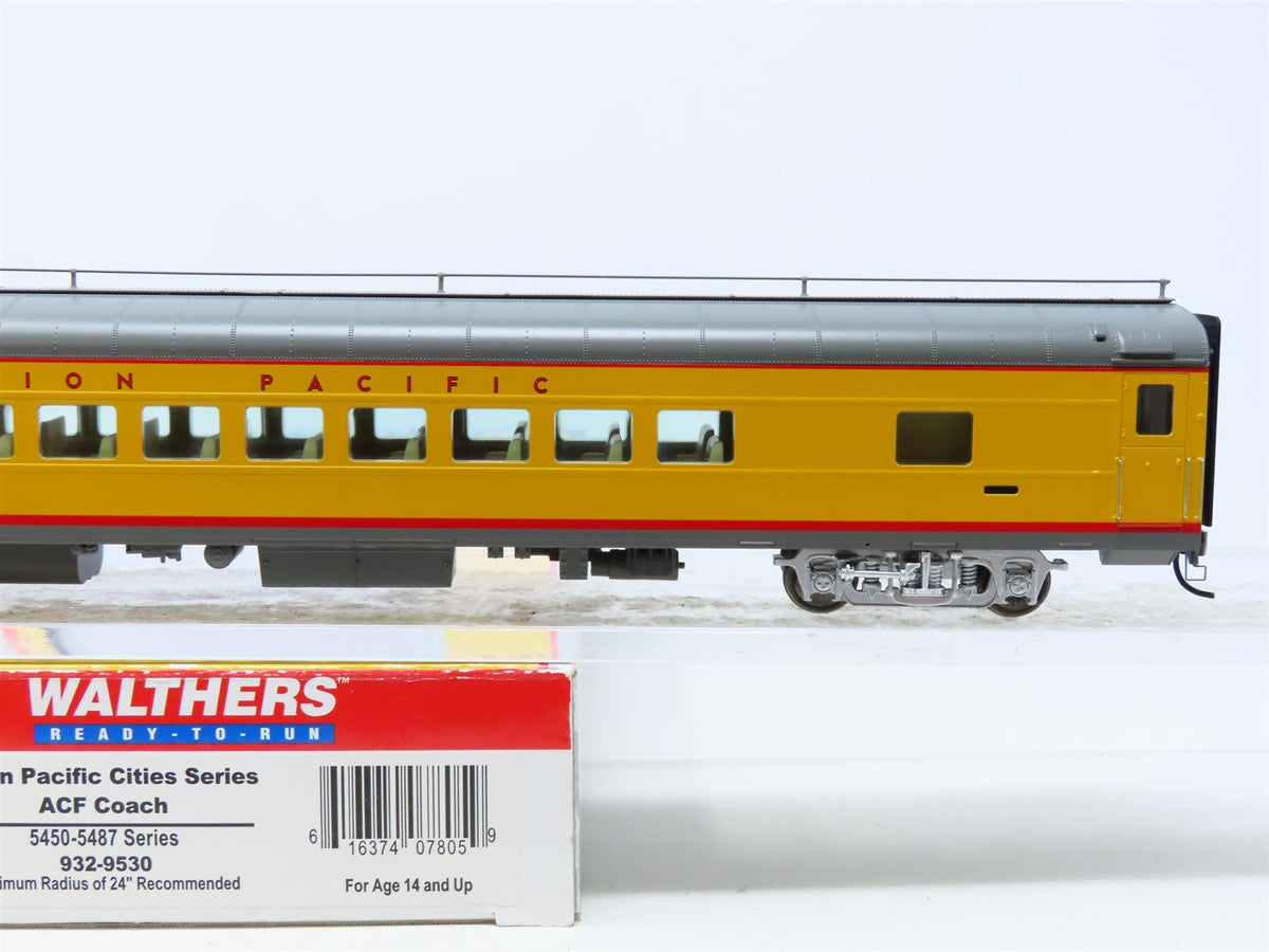 HO Walthers First Edition #932-9530 UP Union Pacific ACF Coach Passenger w/COA
