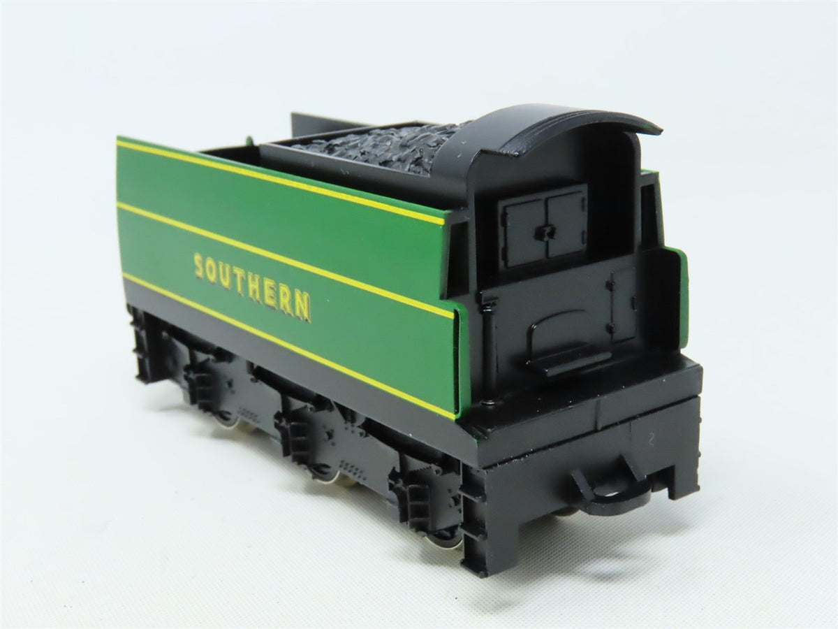 OO Hornby SR British Southern Railway 4-6-2 West Country Class Steam &quot;Exeter&quot;