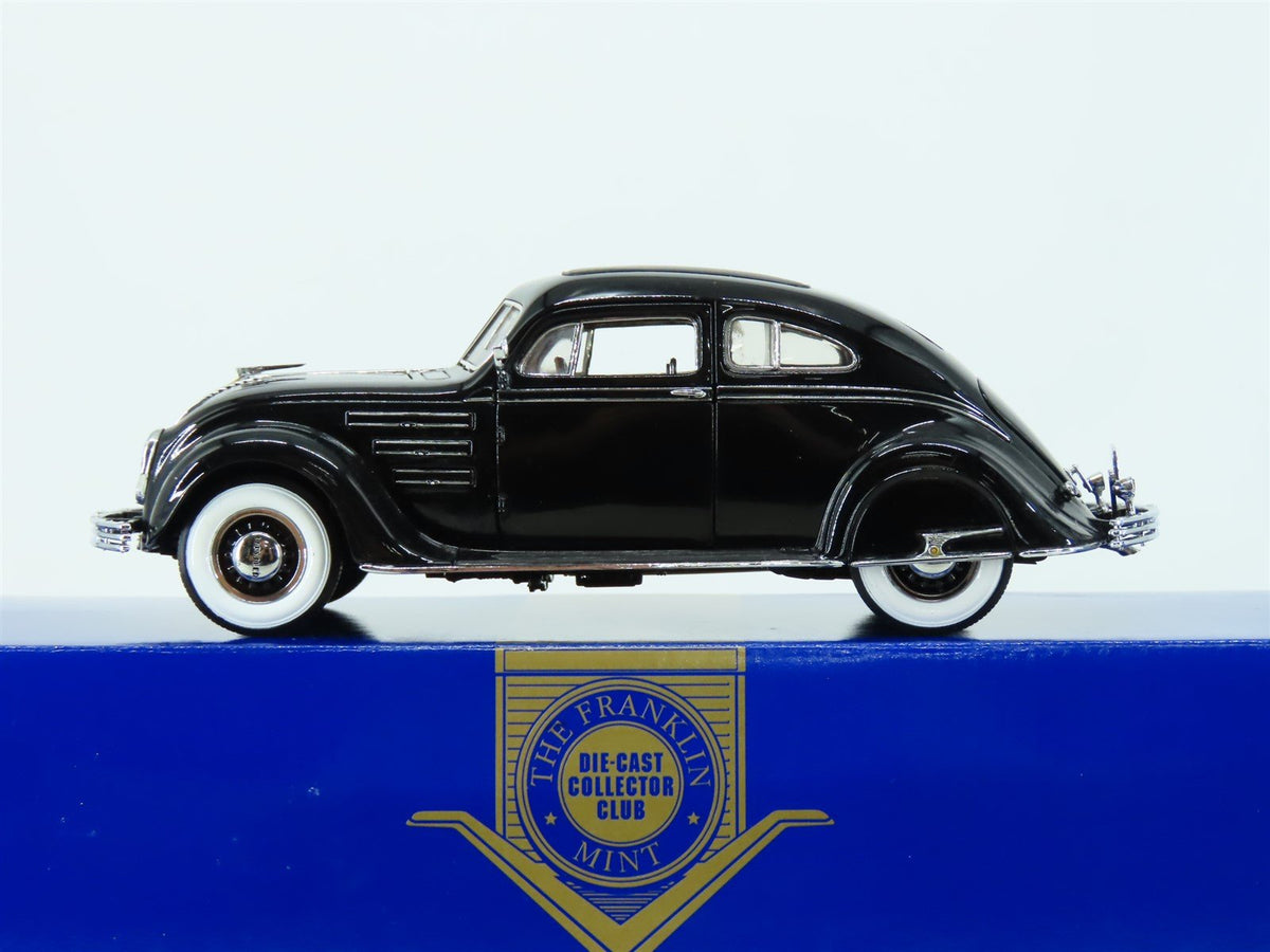 1:24 Scale Franklin Mint #B12B816 Die-Cast Vehicle 1934 Chrysler Airflow