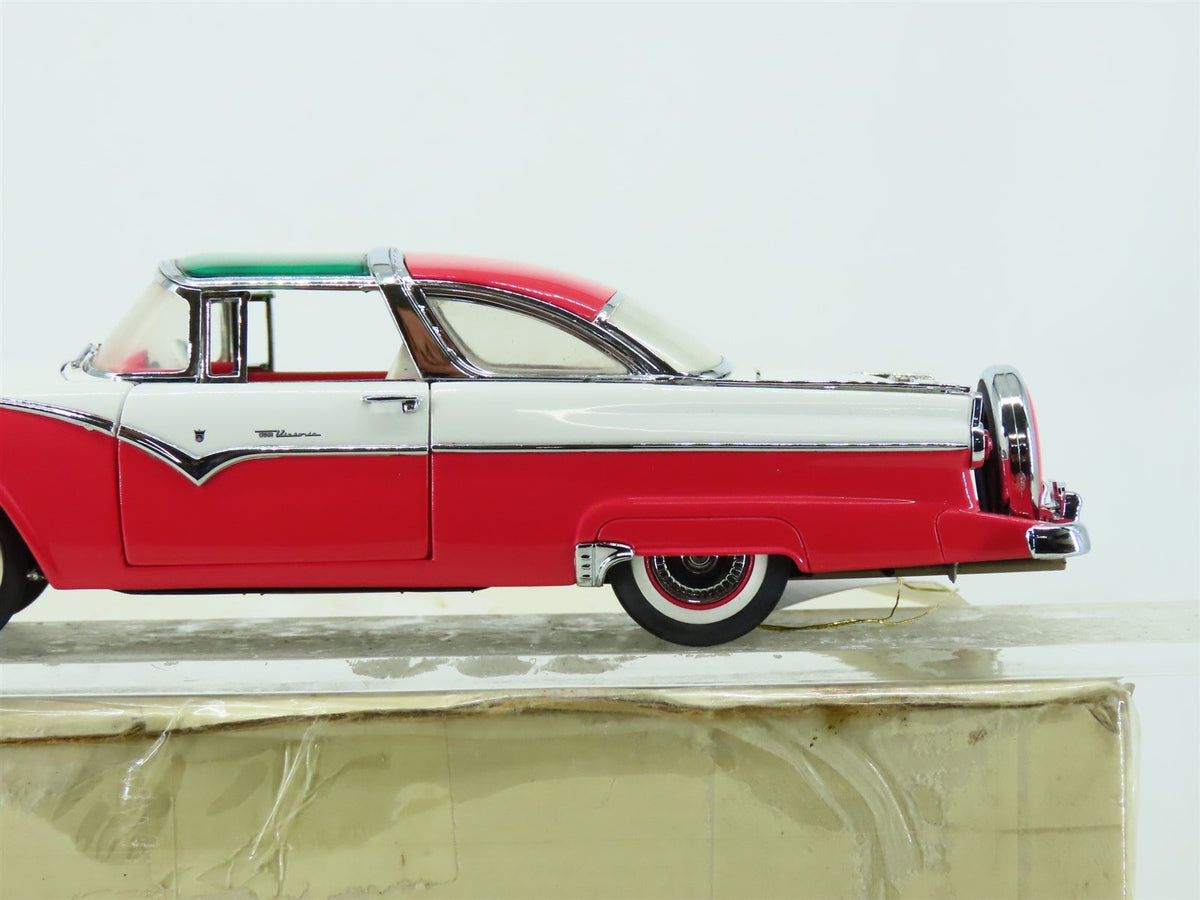 1:24 Scale Franklin Mint #B11TQ13 Die-Cast 1955 Ford Crown Victoria