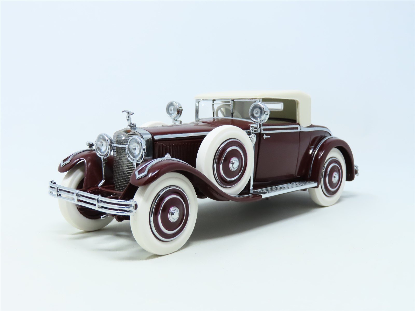 1/24 Scale Franklin Mint #B11TF74 1925 Hispano-Suiza H6B Kellner w 