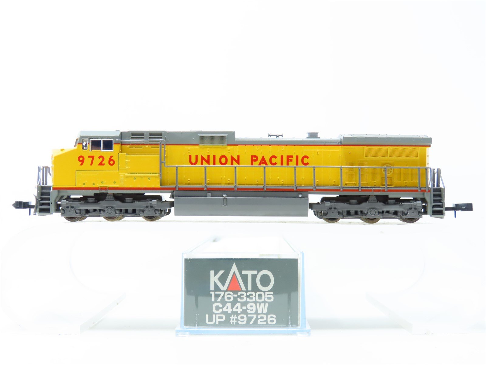 N Scale KATO 176-3305 UP Union Pacific GE C44-9W "Dash 9" Diesel Locomotive #972