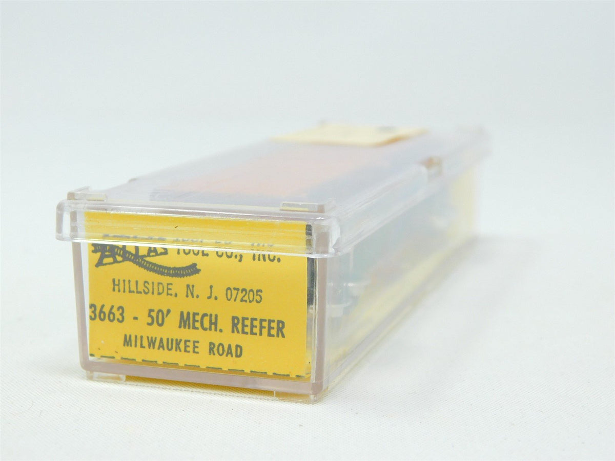 N Scale Atlas 3663 MILW Milwaukee Road 50&#39; Mechanical Reefer #9620