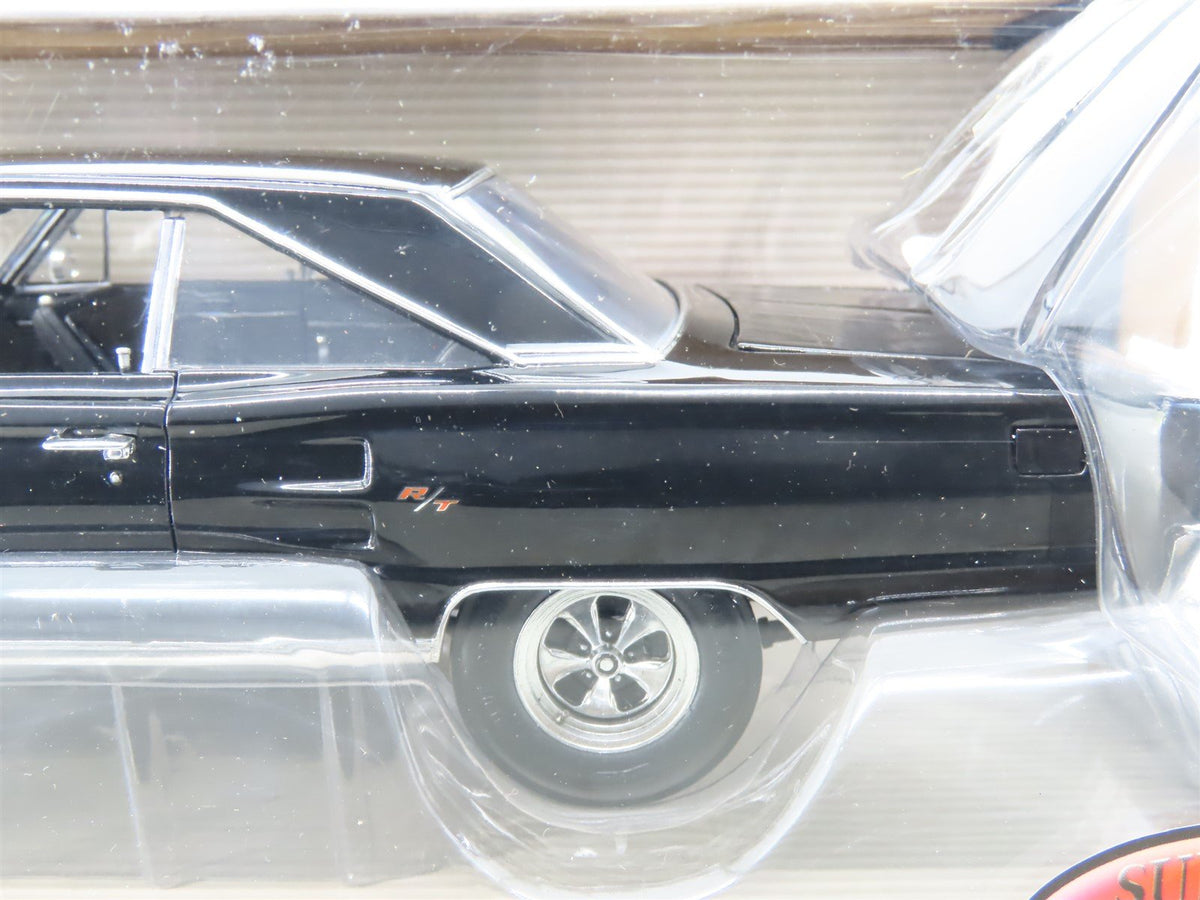 1:18 Scale Ertl Highway 61 Supercar Collectibles #50285 1967 Dodge Coronet R/T