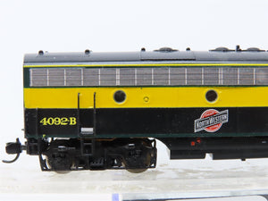 N Scale Intermountain 69704-02 CNW Chicago & Northwestern F7B Diesel Loco #4092B