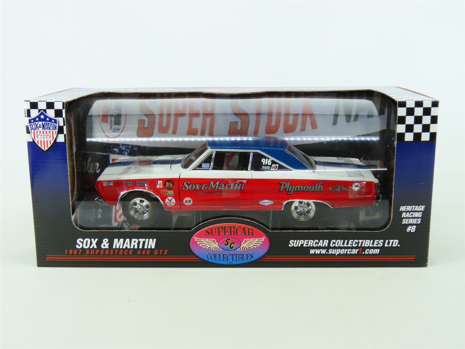 1:18 Scale Highway 61 Sox & Martin 50026 1967 Superstock 440 GTX