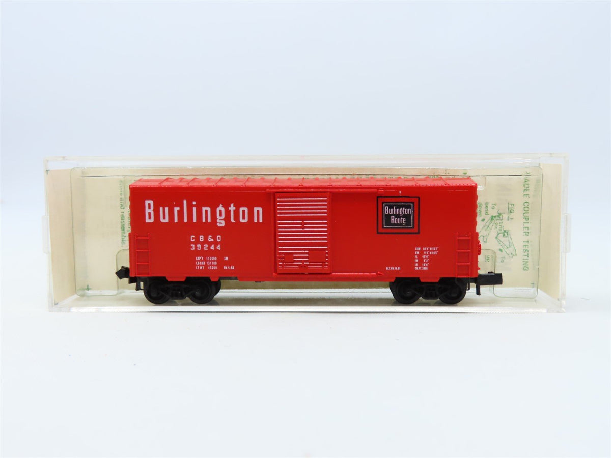 N Kadee Micro-Trains MTL 24339 CB&amp;Q Burlington 40&#39; Box Car #39244 - Blue Label