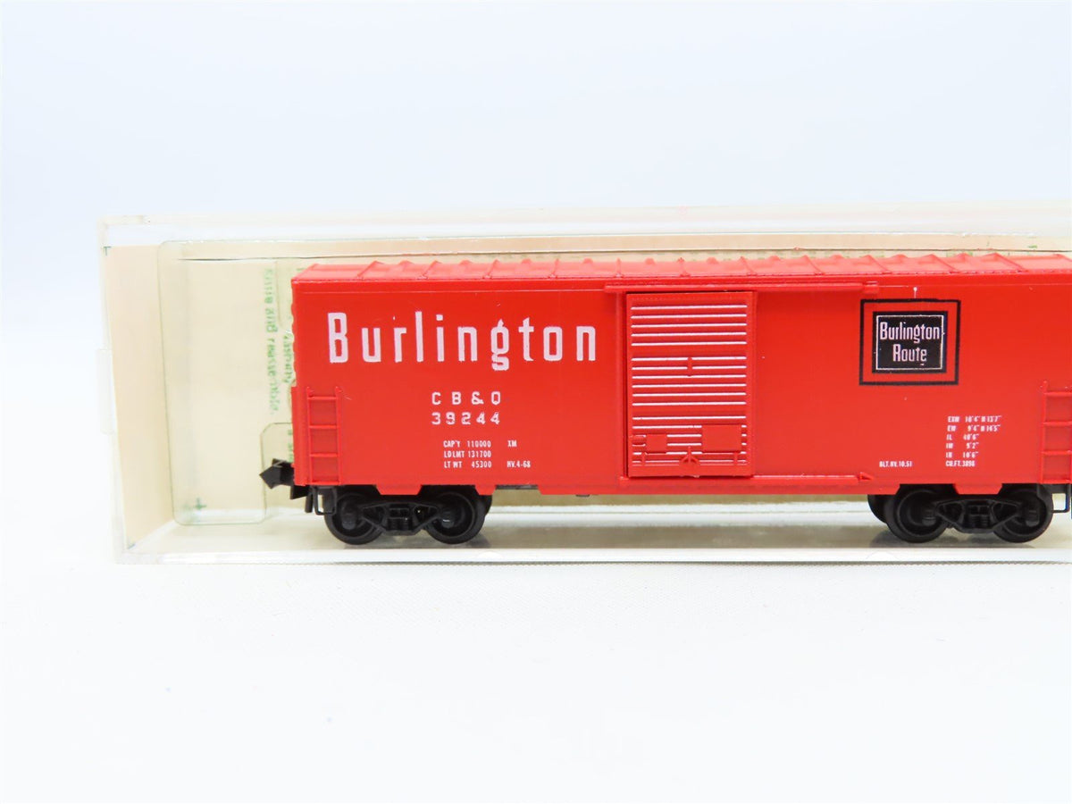 N Kadee Micro-Trains MTL 24339 CB&amp;Q Burlington 40&#39; Box Car #39244 - Blue Label