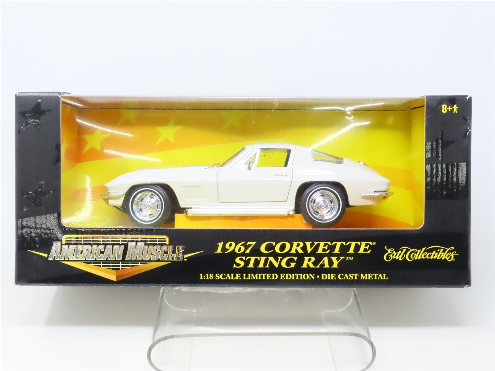 1:18 Scale ERTL American Muscle Limited Edition 32274 1967 Corvette Sting Ray