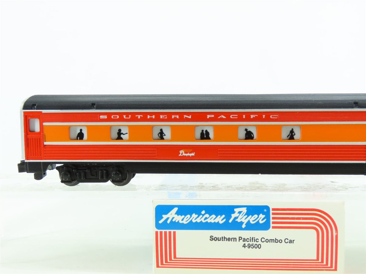 S Scale Lionel American Flyer 4-9500 SP &quot;Daylight&quot; Combine Passenger Car