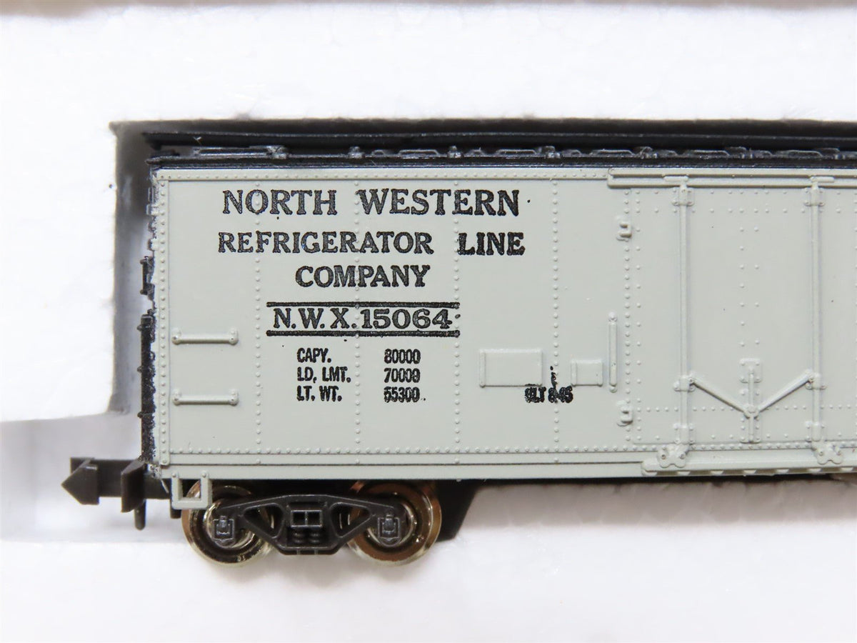 N Scale Con-Cor / Kato 1051-Q NWX North Western 40&#39; Steel Reefer #15064