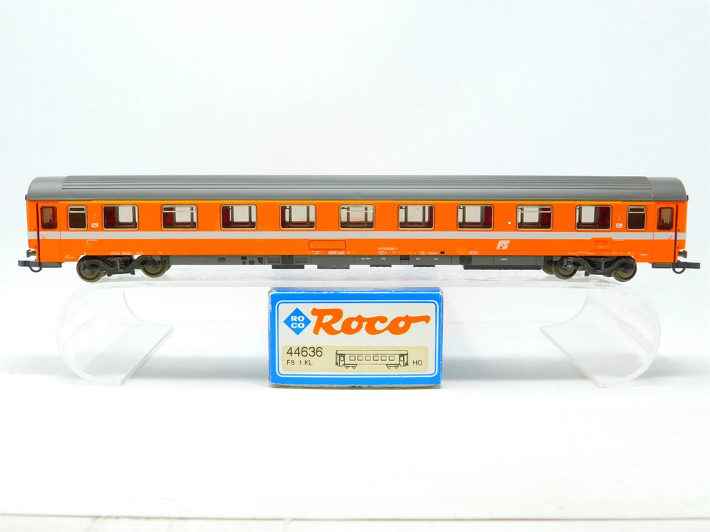 HO Scale Roco 44636 FS Italian State 1st Class Corridor Coach Passenger  #004-8