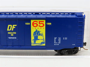 N Scale Micro-Trains MTL 32360 MR Model Railroader 65 Years 50' Box Car #346599