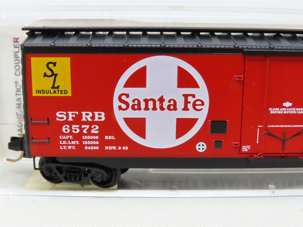 N Scale Micro-Trains MTL 32350 SFRB Santa Fe 50&#39; Plug Door Box Car #6572