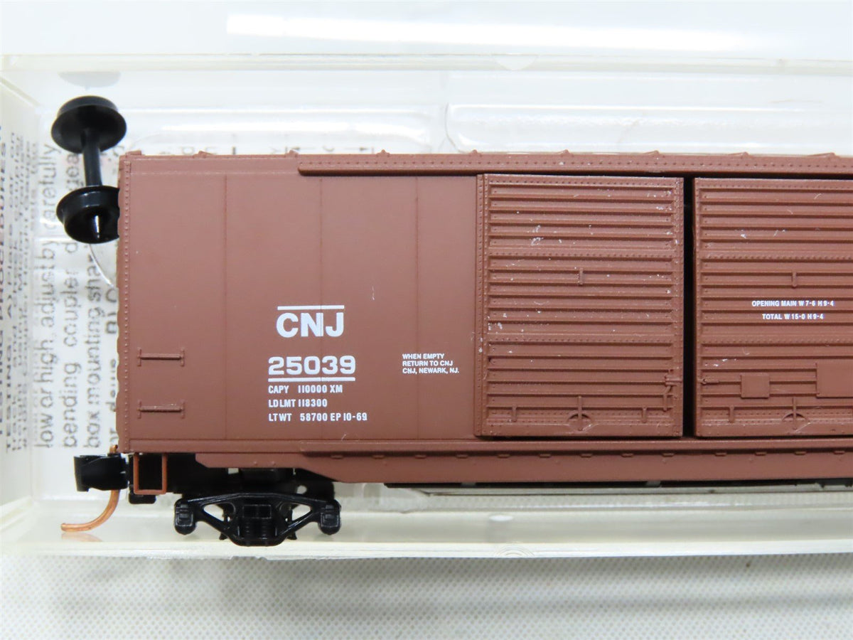 N Micro-Trains MTL 37040 CNJ Jersey Central Lines 50&#39; Standard Box Car #25039